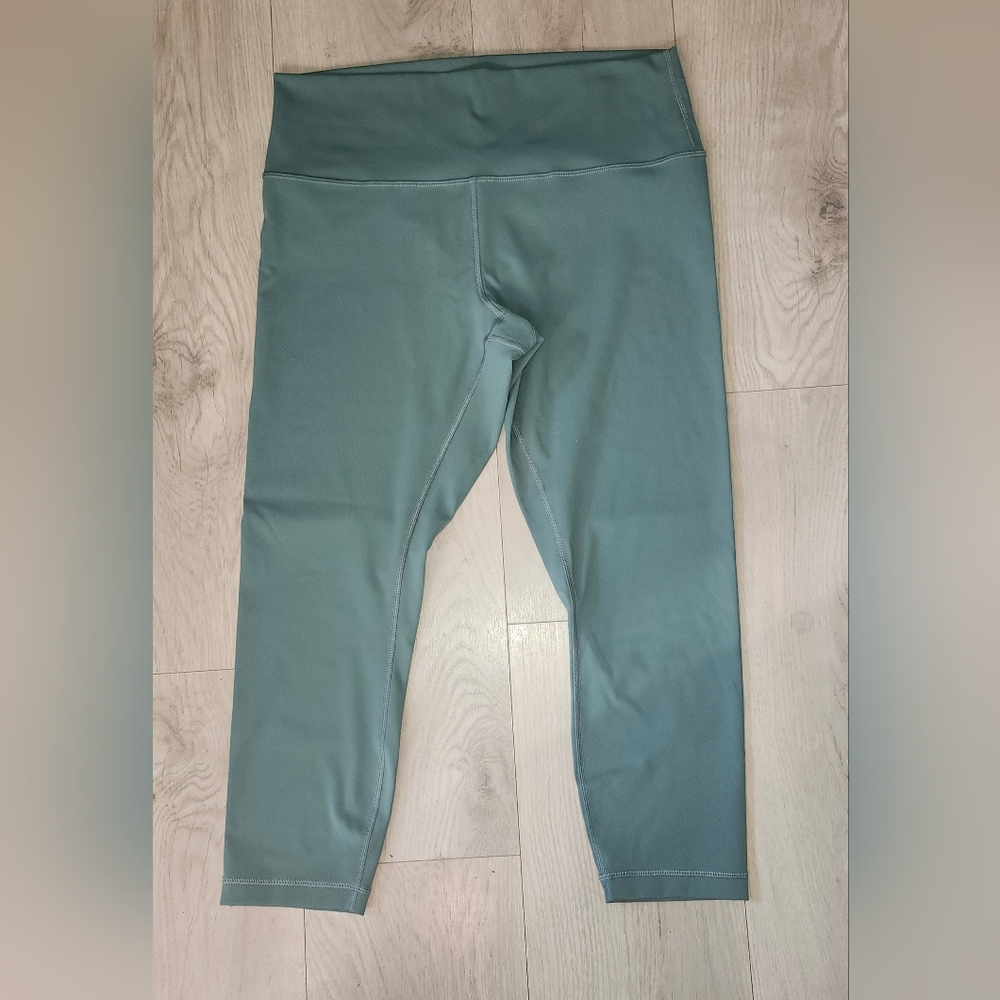 Womens Green Lululemon Leggings Size 14